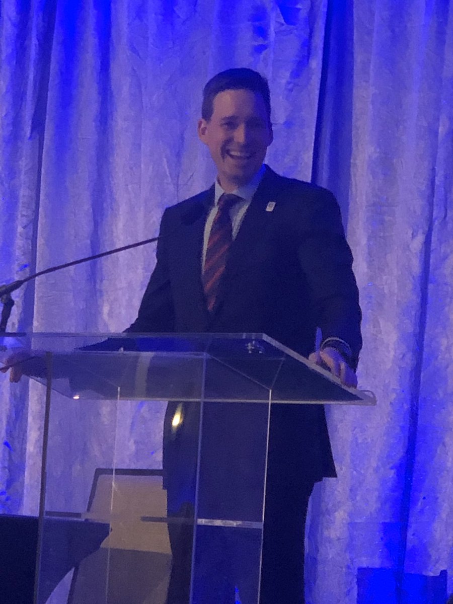 omleaY7's tweet photo. Lunch with the Honorable Lt. Governor Matt Pinnell sharing a State of Oklahoma Update #LeadLearn20. @CCOSA @OASSP1 @OMLEA1 https://t.co/SxJpMoCQ64