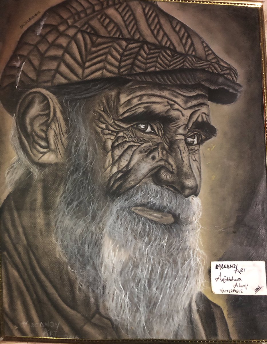 macanjy's tweet photo. Hey guys 
I’m Adeniji Anjolaoluwa and I’m an hyper-realistic artist 
I draw to interpret the woes of the society so basically you will be seeing more of me from now on🙏🏼🙏🏼
Kindly retweet my customers might be on your timeline🙏🏼
My works are also available for sale https://t.co/nVajCS7H5e