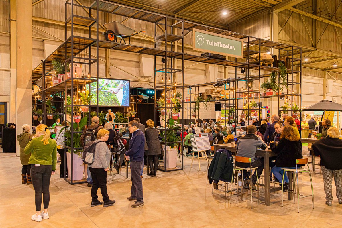 Dag 1 van TuinIdee 2020, de grootste tuinbeurs van Nederland en dé plek om je klaar te maken voor het komende tuinseizoen, zit er op. Gelukkig kan je t/m zondag a.s. de laatste trends ontdekken!Tickets via tuinidee.nl of aan de kassa!