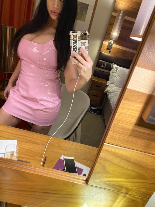 Slippery when wet !!! 💦💦💦💦 https://t.co/1U4uPqsNx2<a href="/tag/newprofilepic"class="tags"><span>#newprofilepic</span></a>