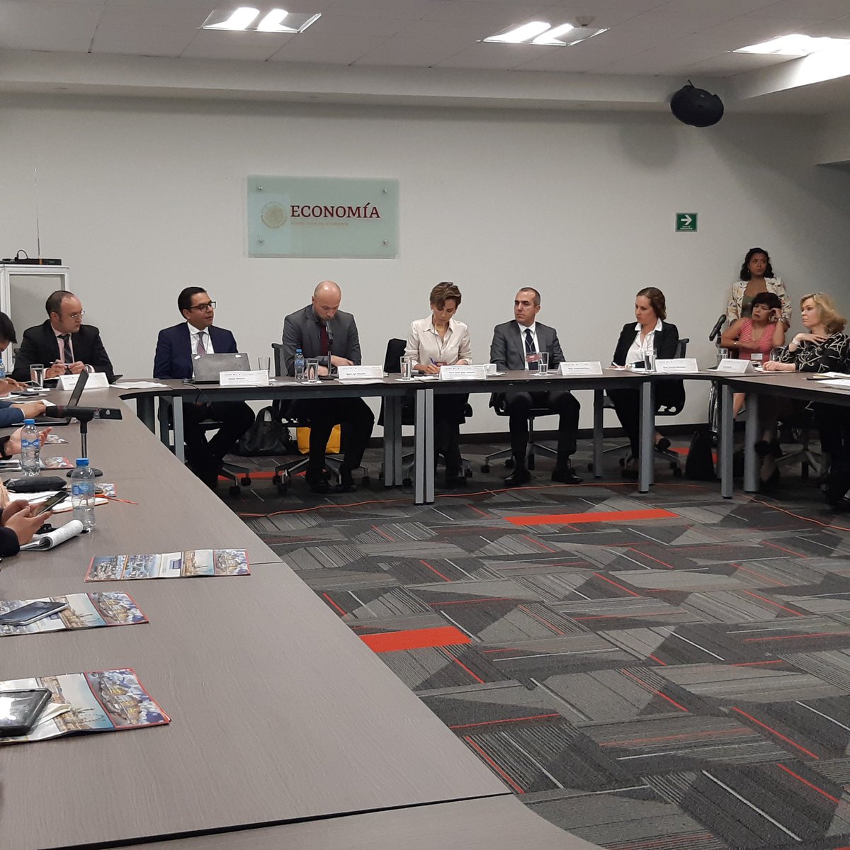 BusinessSweMX's tweet photo. @Lundbeck @novonordisk @Elekta @Essity_LatAm @AstraZeneca y Planmed dialogando sobre la importancia del papel que juega el sector privado en propiciar las condiciones fundamentales (la salud de la población) para alcanzar un futuro sostenible #sustentabilidadnórdica #díanórdico https://t.co/xo9oNtL6n5