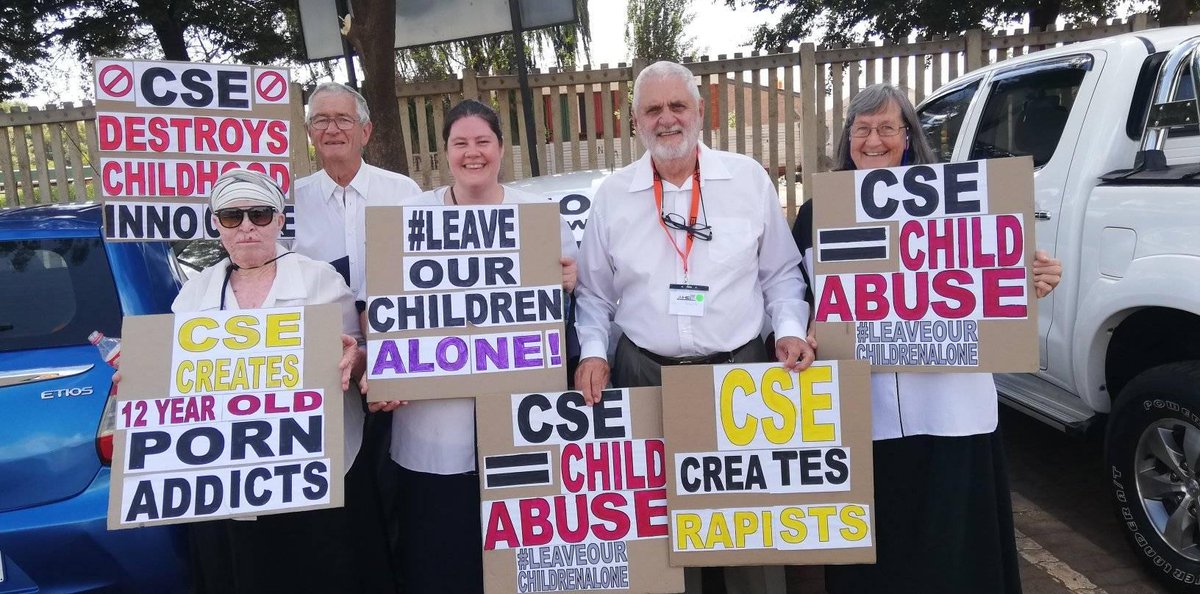 TokoMasemola's tweet photo. #LeaveOurKidsAlone in Sebokeng Emfuleni, and it was so exciting to have VUT Fm and Mooi Vaal Media there to cover the event! Protest against the governments Comprehensive Sexuality Education from UNESCO. #SONA2020 https://t.co/lHH48flpUB