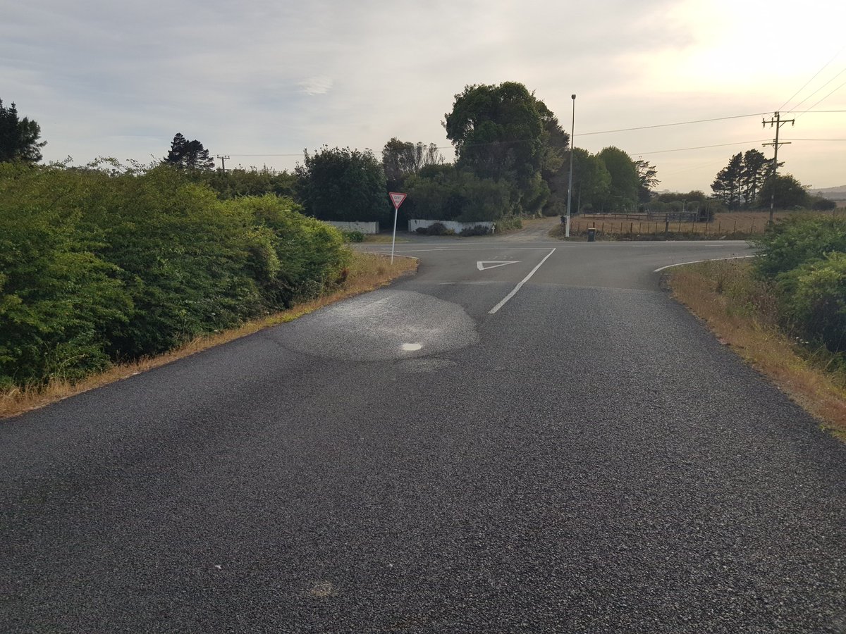 SpatialHog's tweet photo. @aucklandcouncil hi, water leak on Butcher Road, off SH22, Pukekohe. Been a few days now. https://t.co/gadsE97Kqe