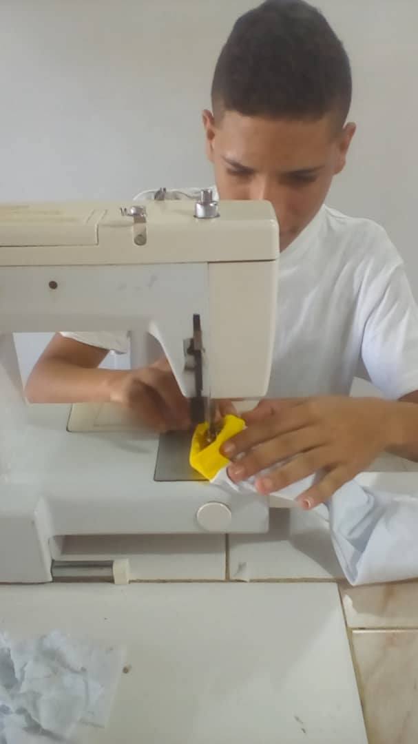 eglisdiaz's tweet photo. INCES GUÁRICO. Participantes del Bachillerato Productivo realizan muestra productiva de acuerdo a su Perfil Productivo para exhibir en el Cierre Pedagógico. @WuikelmanAngelP, @ogledar,@UniEduInces,@pueblooprimido,@circuital_red,@ZonaEducGuarico,@ariselamedina,@eliomarrivas https://t.co/J8haNscNft