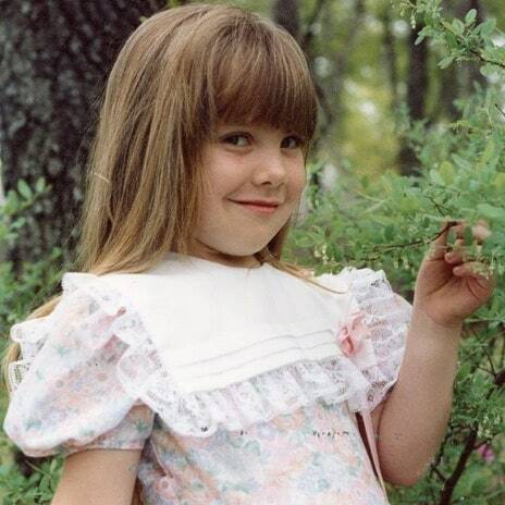 Hey girl, Happy Galentine's Day from me &amp; my doily collar #tbt #bangs ift.tt/2uH6MnC