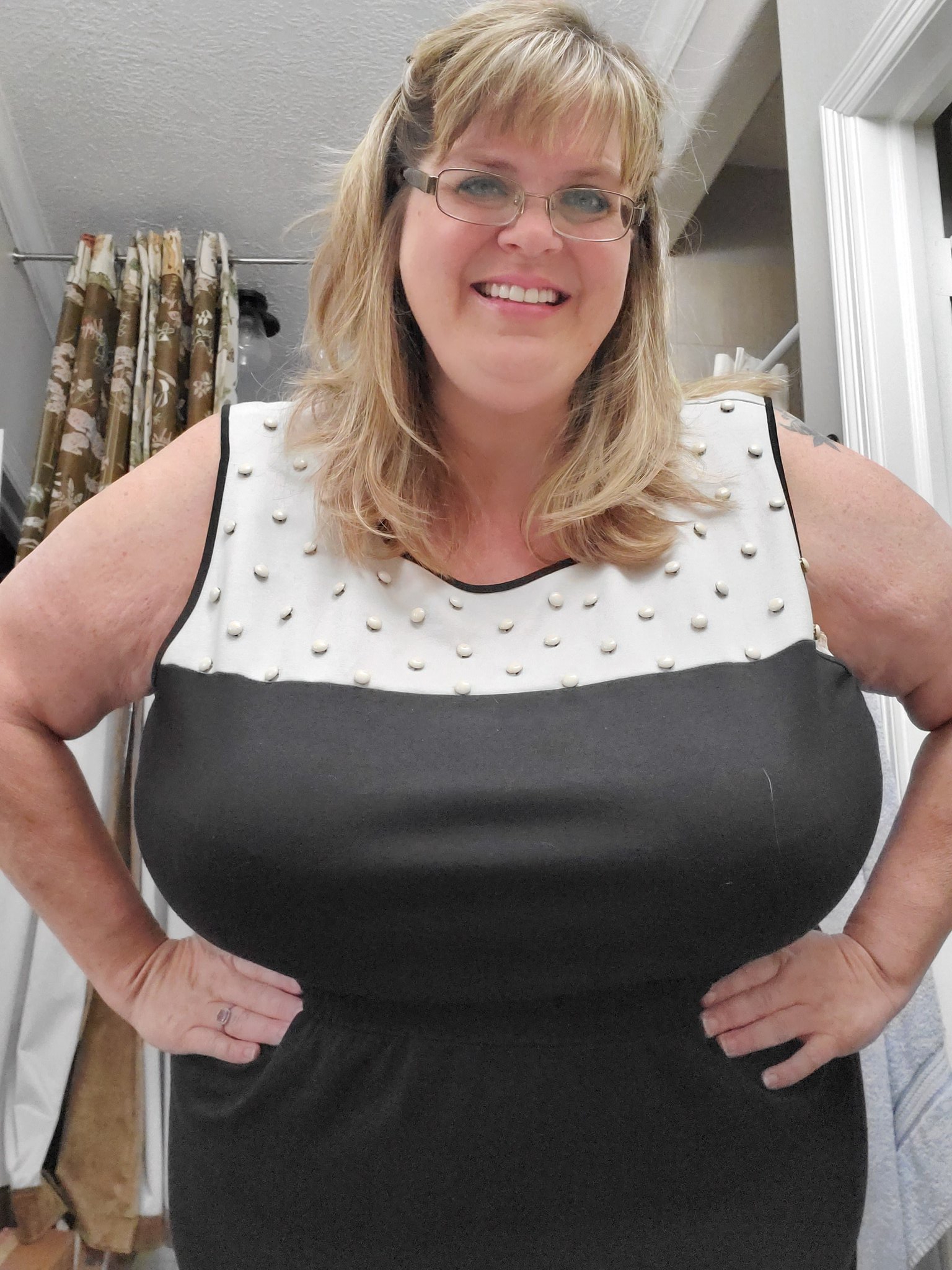 Lacybreasts - Bra Size 46 O on X: Had a job interview this