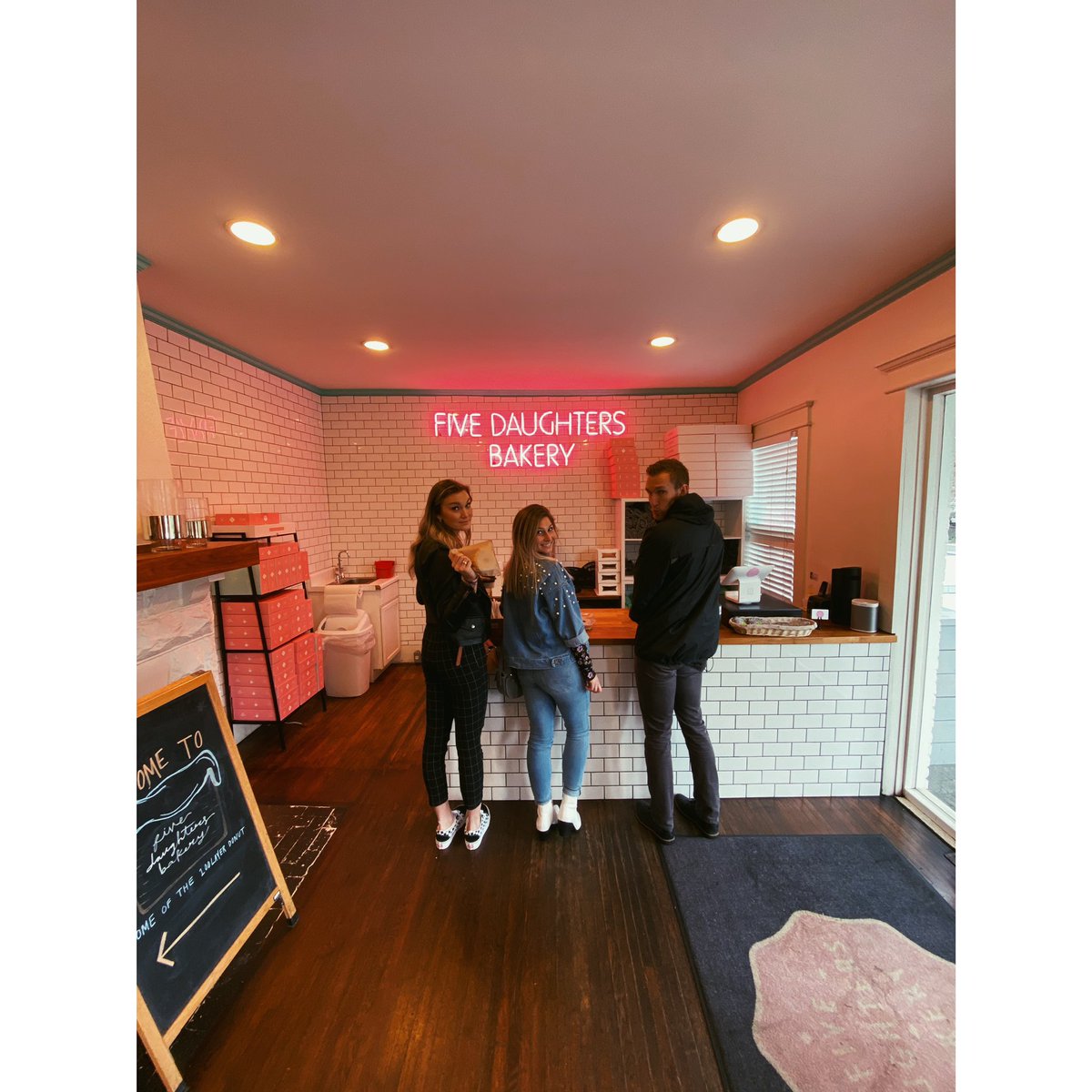 MegDawsonMusic's tweet image. @Five_Daughters 🍩🍩