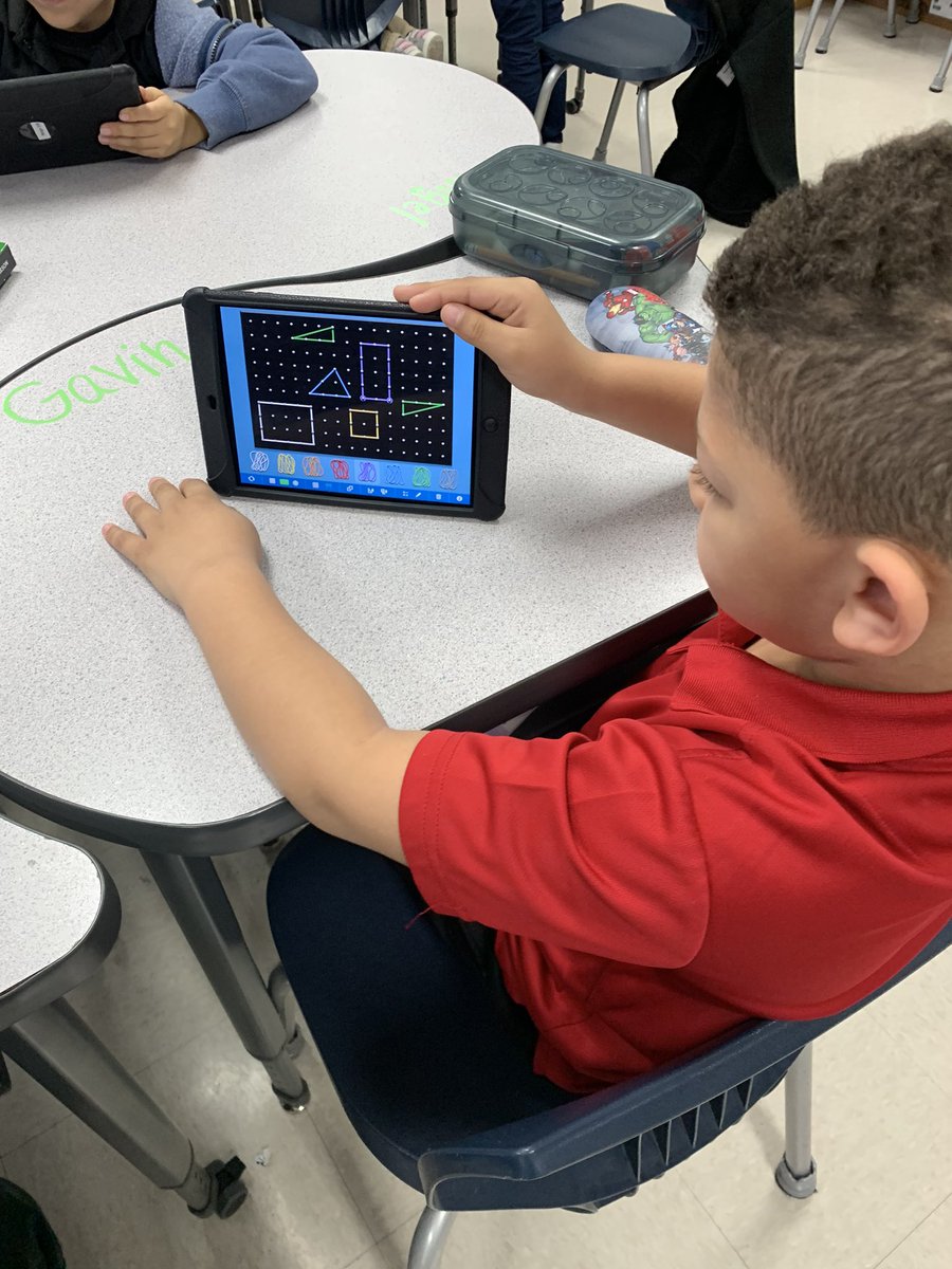 AprilDomenico's tweet photo. Exploring 2D shapes #rangeridernation https://t.co/TdVXVxapFa