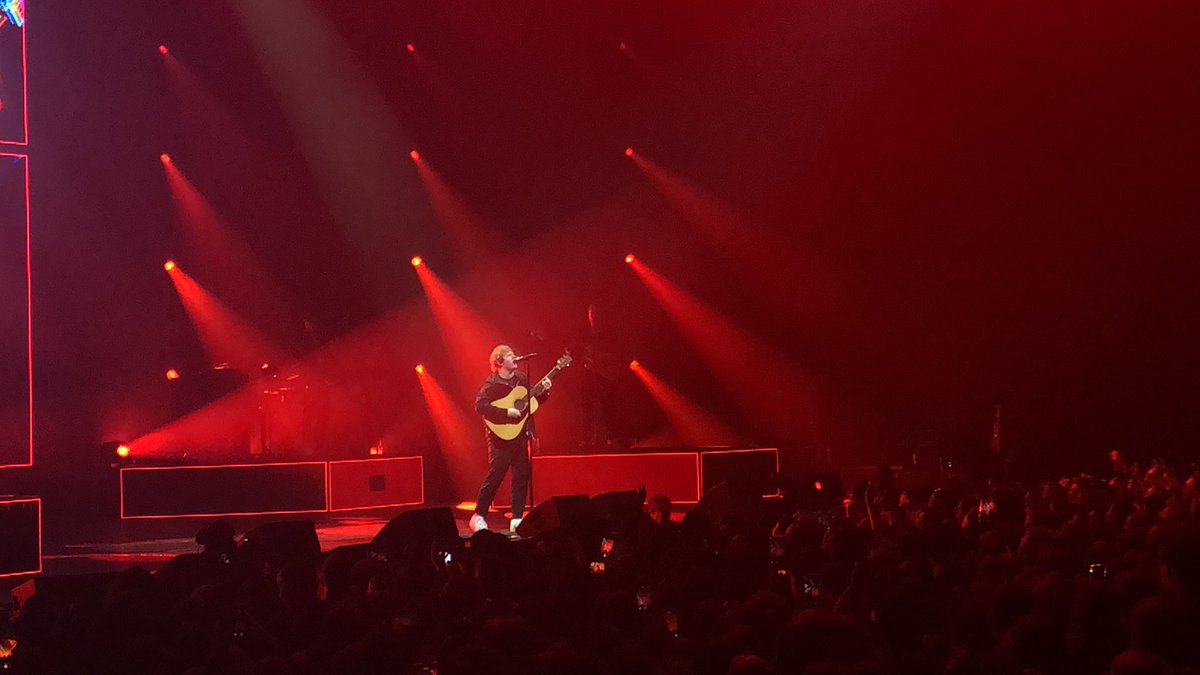  @LewisCapaldi - Divinely Uninspired to a Hellish Extent Tour (11/02/2020)