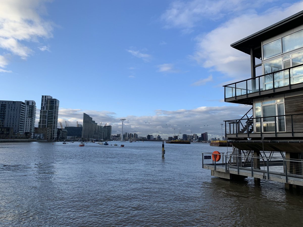KazJWheeler's tweet photo. Another great day #ThamesEstuary https://t.co/FjoIScUsAB