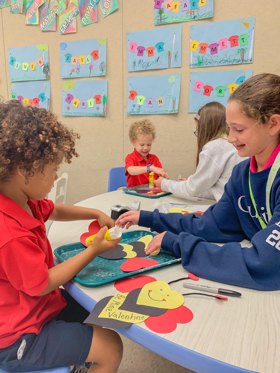CataLaProfe's tweet photo. Sharing more #kindness! Thanks to @Ang_Falcon and @jimmgslearning for pairing up with my Ss to create unforgettable memories. #gslearning #GulliverWL @GulliverSchools https://t.co/3WvxzQ0K8c