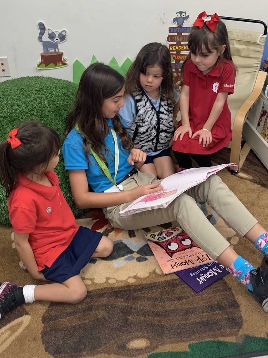 CataLaProfe's tweet photo. Sharing more #kindness! Thanks to @Ang_Falcon and @jimmgslearning for pairing up with my Ss to create unforgettable memories. #gslearning #GulliverWL @GulliverSchools https://t.co/3WvxzQ0K8c