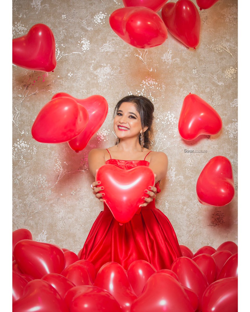 ssakshiagarwal's tweet photo. Happy valentines Day to all my swthrts❤️Lets celebrate relationships. Forgive and forget and just bask in the warmth of true genuine affection from anyone , your parents, sibling, friend, better- half, or even a stranger walking on the road. 
Compassion is humanity evolving💋 https://t.co/YlYffUbsWI
