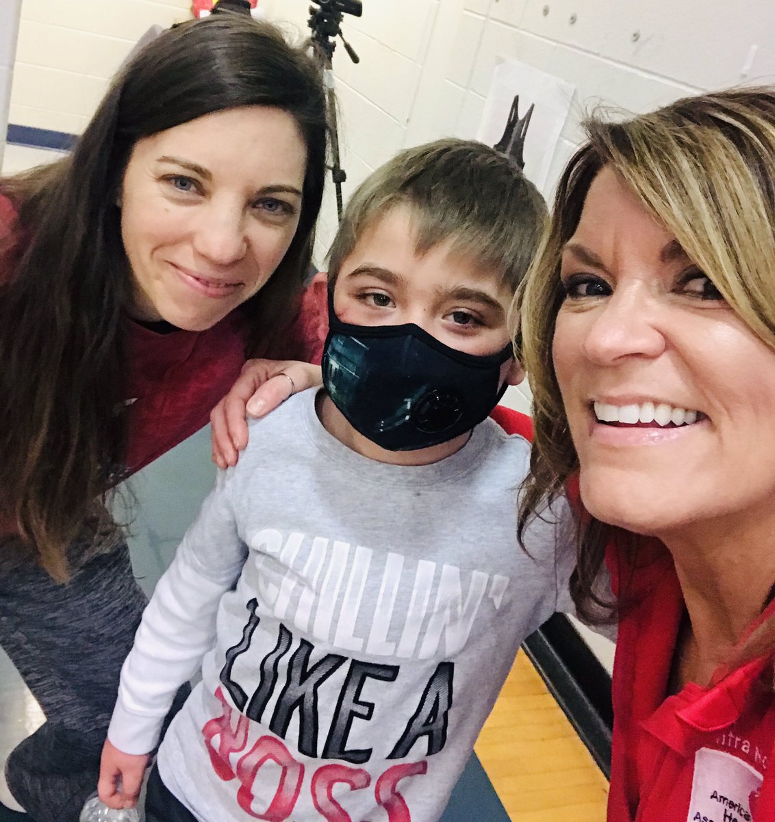 HeartladyCNY's tweet photo. When you have not one, but TWO heart buddies in the same school!! Thank you to our amazing families that share their stories❤️ You are our why!! And THANK YOU coaches and APW for all your HEART!! ❤️ @HeartCNY @KidsHeartChall @KnuthEric https://t.co/FSAgLKCNUj