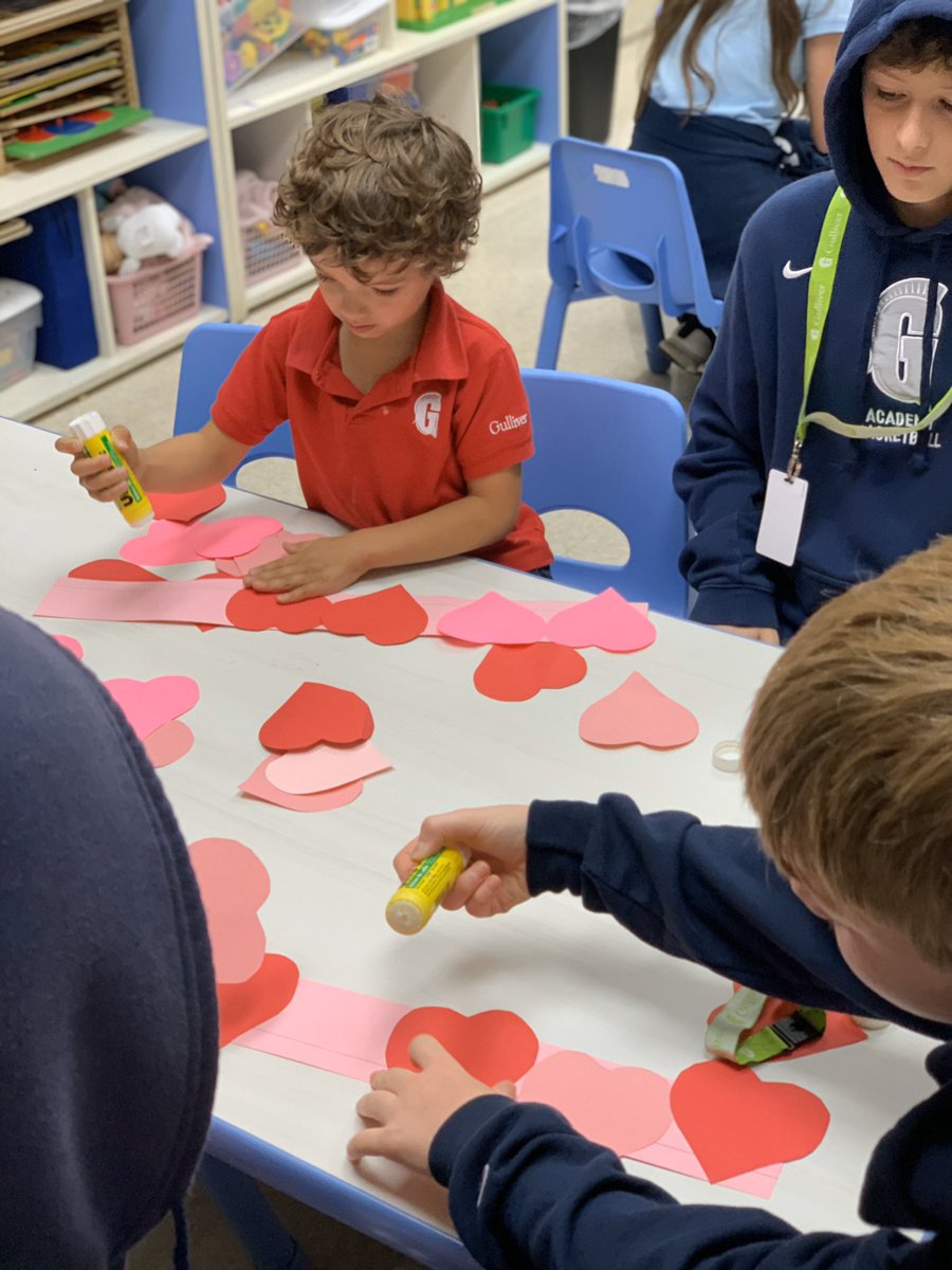 CataLaProfe's tweet photo. More Valentine’s Day fun! Celebrating #kindness with @Leona_Heinrich and her pre-K class and making unforgettable memories. #gslearning #GulliverWL @GulliverSchools https://t.co/MDfFLlvTpp