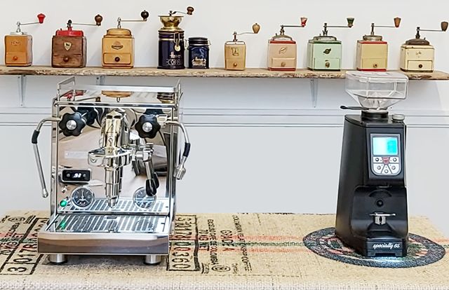 ukcoffeeblog's tweet photo. I spent a few weeks using the #Profitec #pro600 #dualboiler #espresso machine, along with the #eureka #atom #coffeegrinder - find out what I thought: https://t.co/hH1iRQYEUi #coffeetime #homebarista #espressomachines #coffeelovers https://t.co/2RQMEi73OW