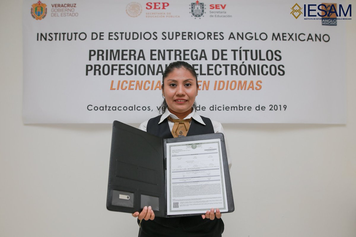 IESAMmx's tweet image. Muy orgullosos de presentar nuestra primera entrega de títulos profesionales electrónicos de la Licenciatura en Idiomas. ¡Felicidades queridos egresados!

#IESAM #Idiomas #LicenciaturaEnIdiomas #InstitutoDeEstudiosSuperioresAngloMexicano #Coatzacoalcos #Titulación
