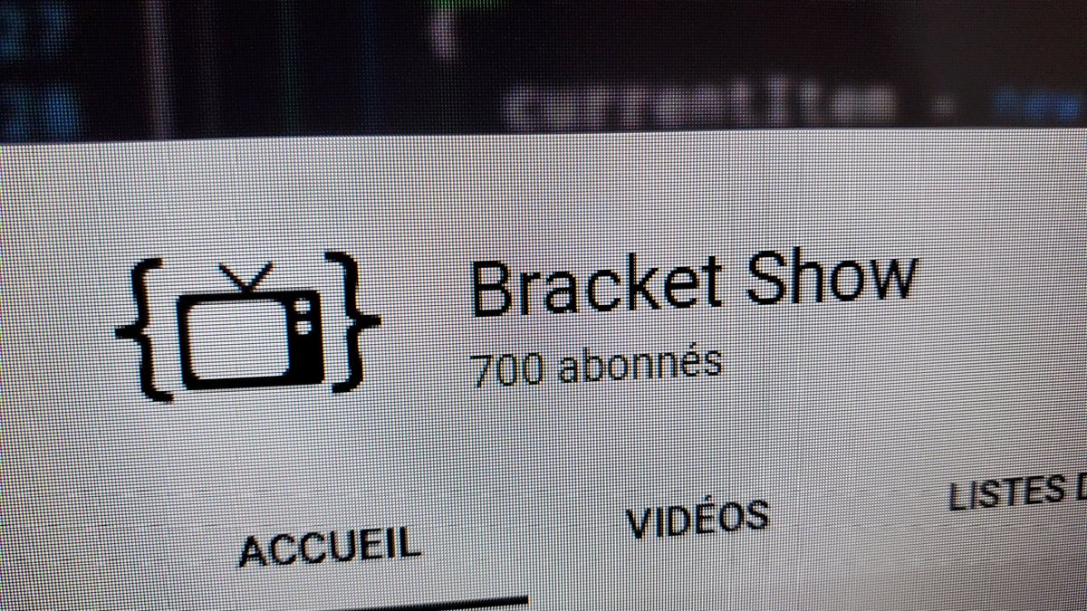 decarufe's tweet photo. OYÉ! OYÉ! @pyxis_studio sera présent à @confooca avec un tout nouveau look et surtout un nouveau nom. Le #bracketshow sera là pour couvrir l'évènement. https://t.co/jNSMGJQXoA