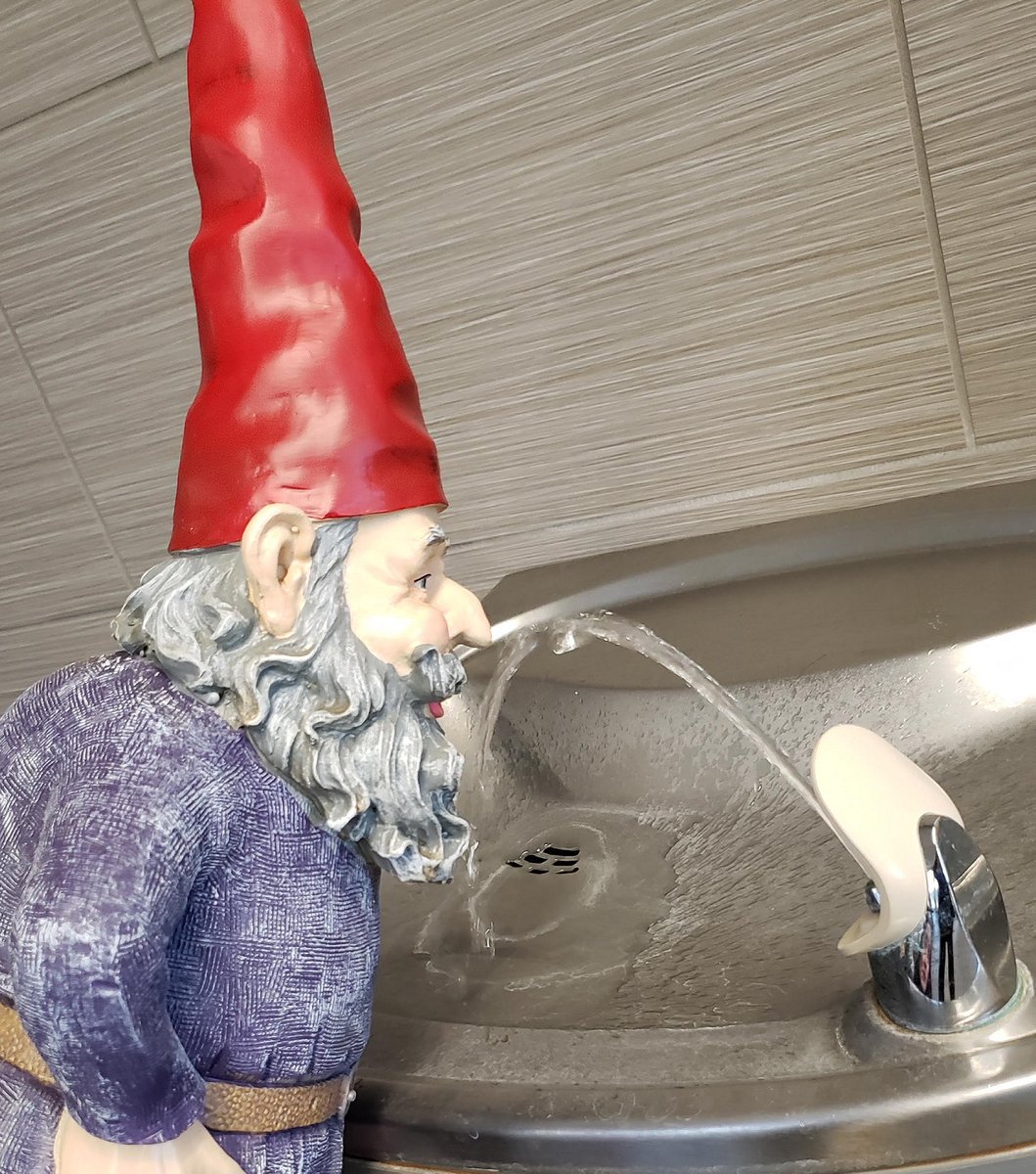PNW_HistPhil's tweet image. Our gnome enjoys exercising his body as well as his mind. Thanks to the @PNW_Fitness at @PurdueNorthwest, he can do that. Have you #exercised your chance to #NamethePNWHistPhilGnome yet? Tomorrow, Feb 14 is the deadline! @PNWstudentlife @pnwchess