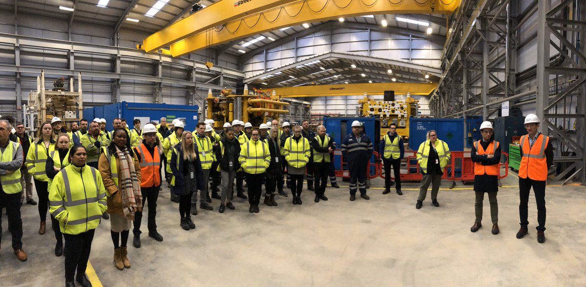 Neil_Saunders_'s tweet photo. Great to see the Services team in Inverurie this morning... &amp; 10 years without an LTI in the Field Service Team ... a great achievement 👍🏻👏🏻👏🏻 🏆 #wearebakerhughes #energyforward https://t.co/XDwuokj4F4