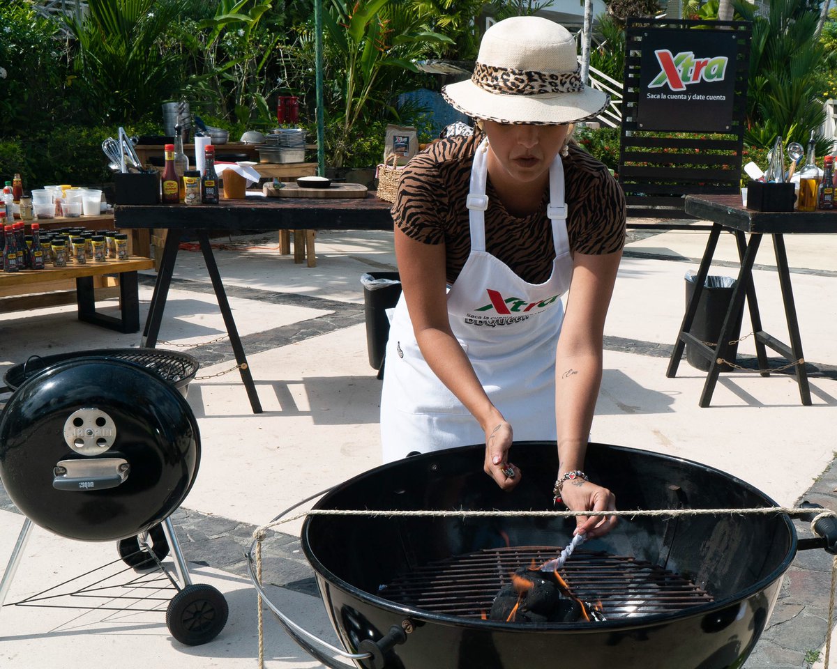 MallTVPTY's tweet photo. ¿Quién preparará la mejor paella? ⁣
⁣
#BBQUEEN👑 https://t.co/43rGkeVgq5