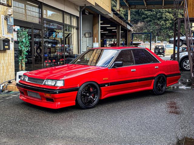 Shibata R31house 公式 中古車情報 スカイライン ｇｔパサージュターボ めずらしい色のｒ３１の４ドアです ｒ３１ハウスのフルエアロ 車高調付き T Co Vcuuren92e R31skyline 中古車 Goonet Shibata R31house T Co Odfuebthfo