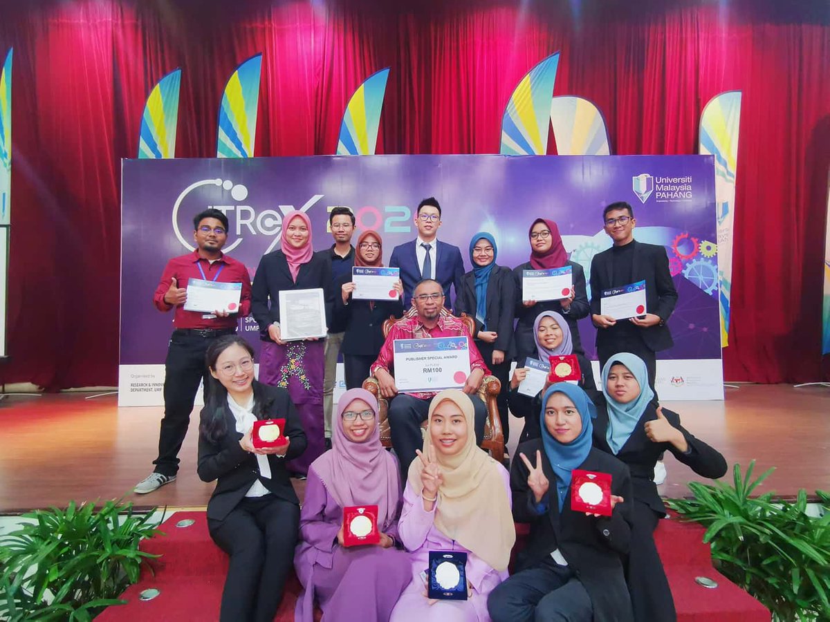 JauharStraw's tweet photo. [ TAHNIAH JAUHAR STRAW ]

Tahniah dan syabas kepada seluruh team Jauhar Straw diatas kemenangan Gold Medal di Citrex 2020 yang berlangsung pada 12-13 Februari 2020 bertempat di Kompleks Sukan Universiti. https://t.co/rQsZJynZ3X