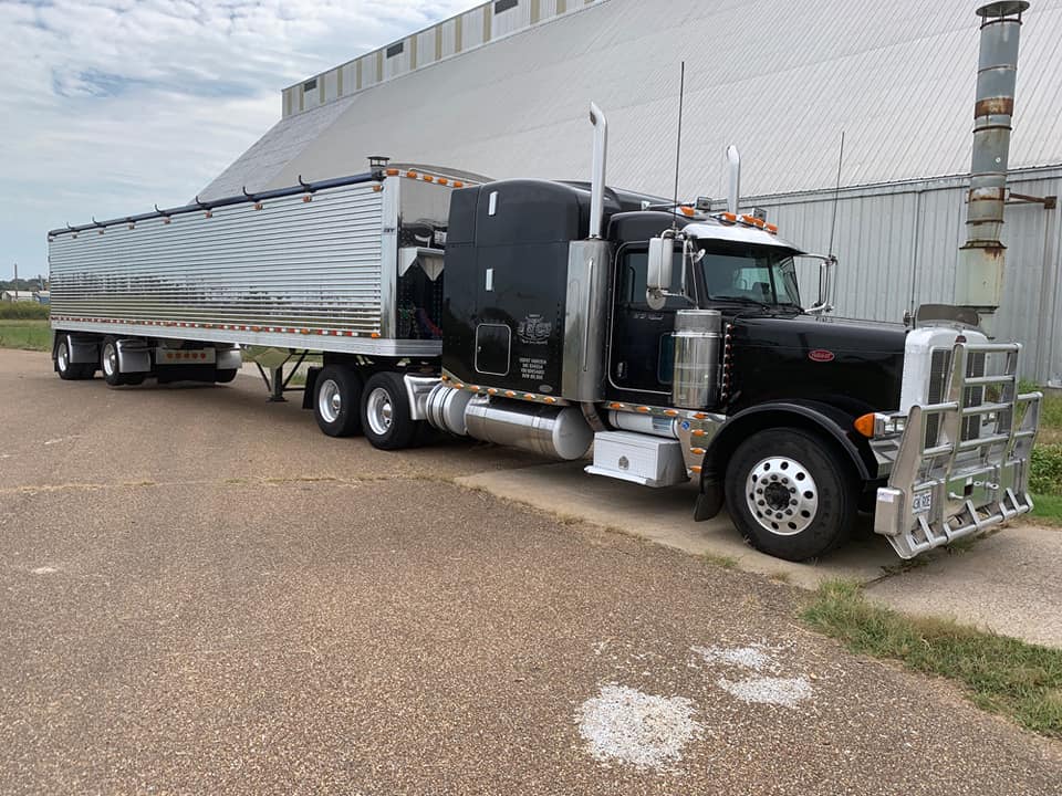 BisonGuards's tweet photo. Best testimonial ever, Driver ran off road, drove through every median post till truck stopped, replaced steer tire put on stock bumper till new unit could be replaced &amp; went back to work https://t.co/CA1EN9tN8J