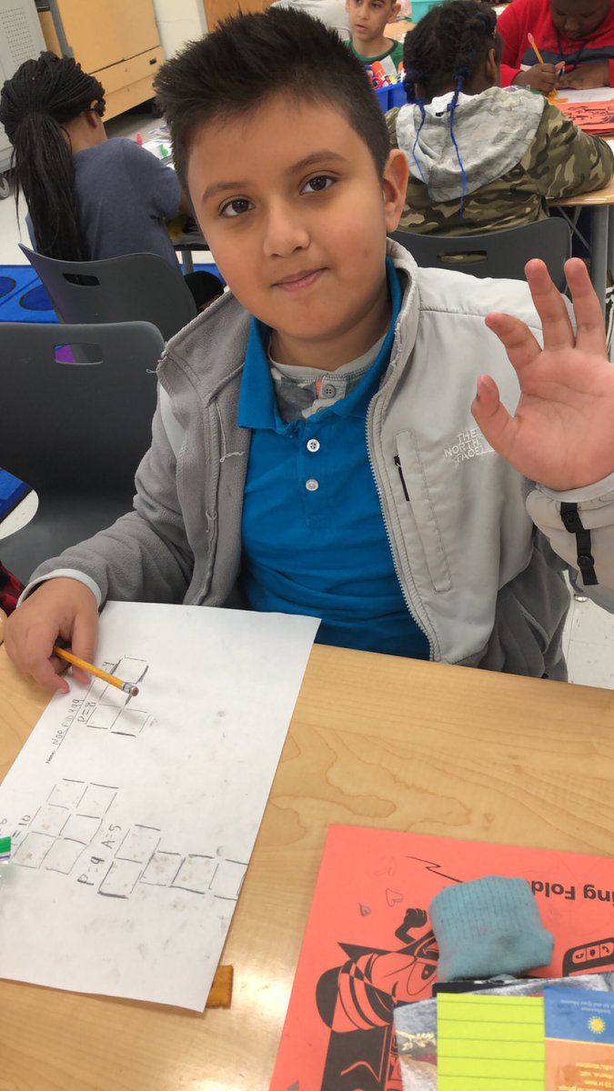 Holly Jackson tweet media