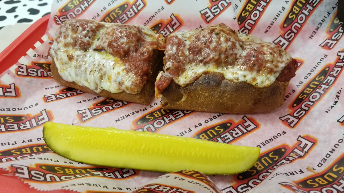 BroadcastLaredo's tweet photo. Late lunch at #firehousesubs! #firehouse #meatball #sub #LaredoTexas #holalaredo #laredo #laredoeats #food #lunch #broadcastlaredo https://t.co/VynVZP5gLb