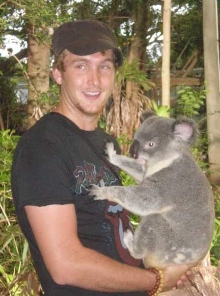 Throwback to visiting this legend at a sanctuary in Australia. Let’s have some fun, post your travel throwback in the comments! 

#tbt #throwbackthursday #travel #koala #climatecrisis #travelshot