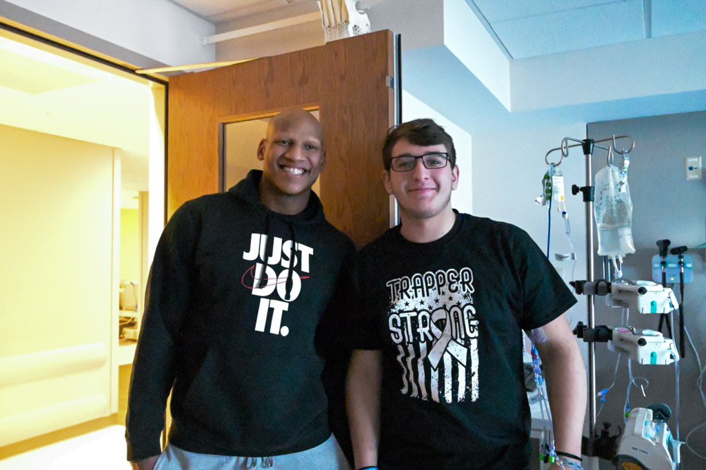 WVUKids's tweet photo. We were very proud to have @steelers 
@RyanShazier visit with our patients, families and staff this weekend. It was very inspiring for everyone to talk with Ryan as he continues to make progress after suffering a spinal cord injury during a game in 2017. 🖤💛 https://t.co/r7VgNztR87