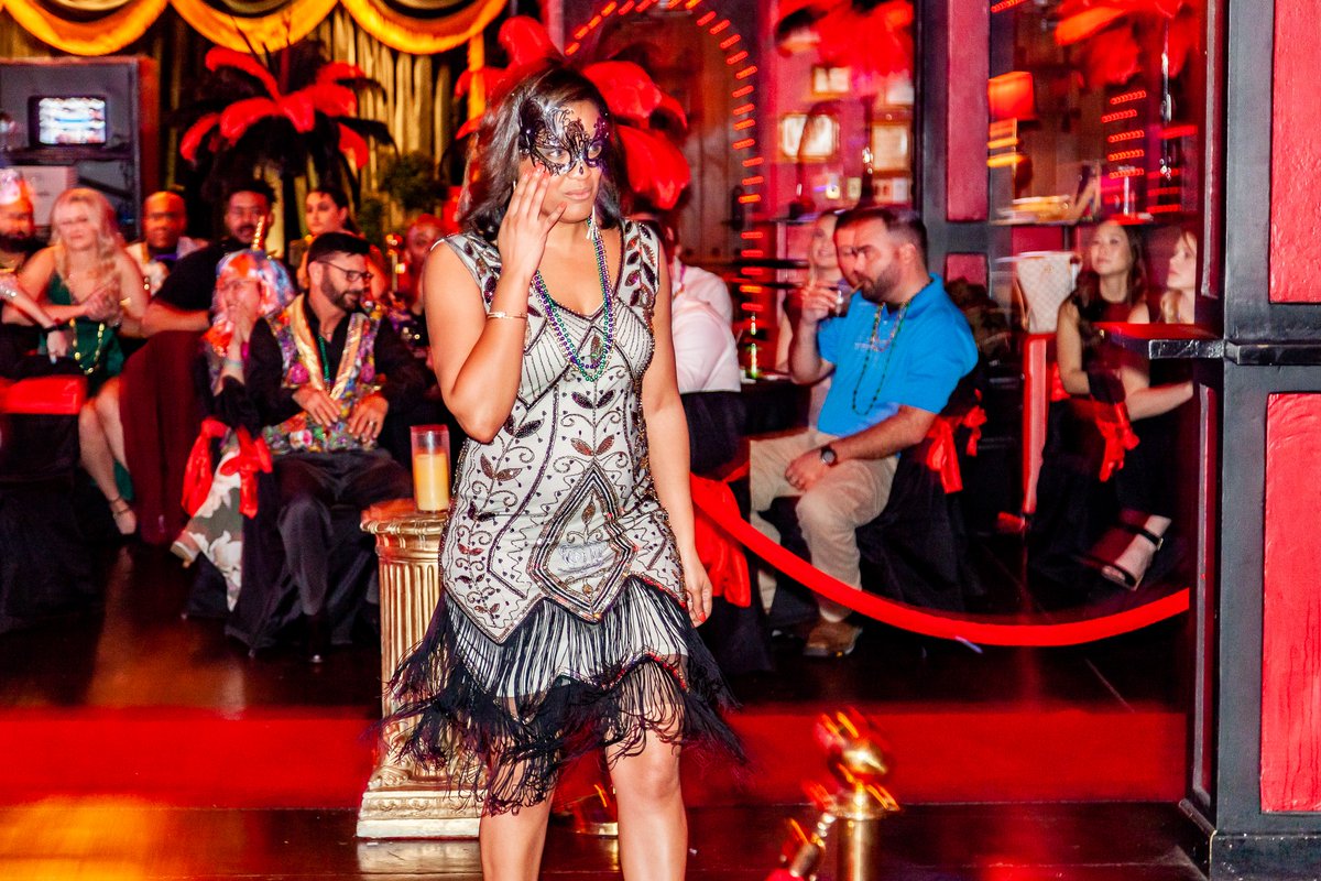 QuixoticDallas's tweet photo. Perfect Masquerade Party Venue! @caseycranephoto #dallaseventspace #dallasweddingvenue #dallasphotoshoots #dallasvenue #dallasevents #dallasphotographer #dallasbride #dallaswedding #dallaseventplanner #quixoticworld #dallasweddings #dallasphotoshoots #dfwvenues https://t.co/gHHCxIakB1