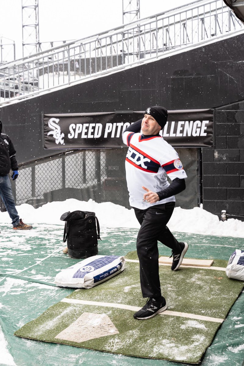 whitesox's tweet photo. 🎵 𝙏𝙝𝙚 𝙘𝙤𝙡𝙙 𝙣𝙚𝙫𝙚𝙧 𝙗𝙤𝙩𝙝𝙚𝙧𝙚𝙙 𝙢𝙚 𝙖𝙣𝙮𝙬𝙖𝙮 🎵 https://t.co/E4p3pxx0tY