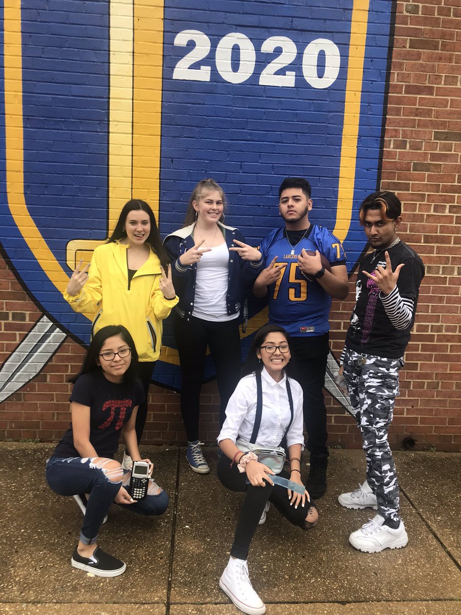 PixelFish416's tweet photo. #lancerspirit20 https://t.co/m70MiDMW2c