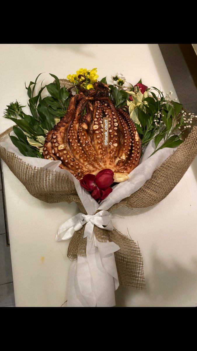 #14Subat mı geldi, sevgilinize hediye mi bulamadınız #farukchef size böyle güzel fikirler sunar 🤪🌹🐙 sevgiler günü kutlu olsun, ❤️🙏🏻 #ValentinesDay2020 #gerceksevgi #farukchef #farukgezen #seafood