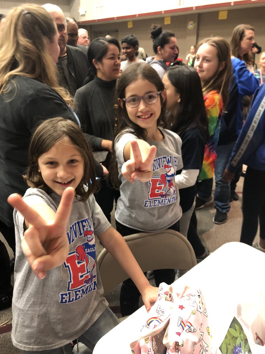 #BattleOfTheBluebonnets 2nd place winners!! <a href="/GrandviewPYP/">Grandview Hills</a> #1LISD <a href="/BruceLISD/">Bruce Gearing</a>