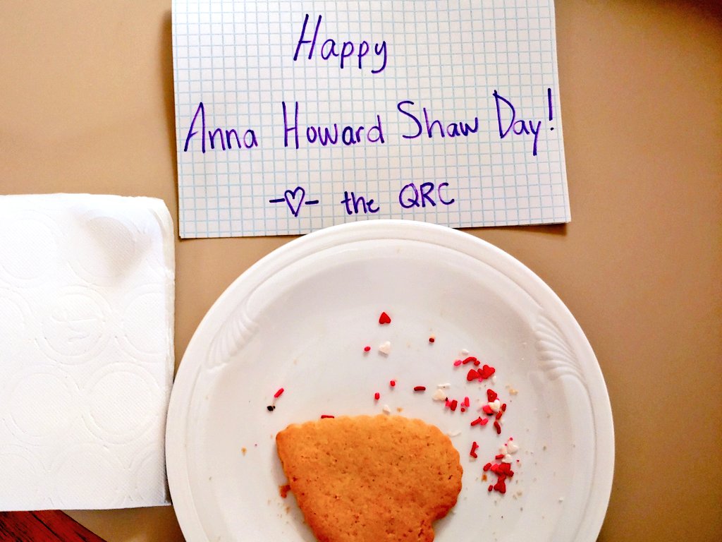 CarletonQRC's tweet photo. Hope you got a cookie while they lasted! Stop by tonight at 7 for DataSquad DropIn hours. Stay warm out there! https://t.co/cOWDeRYpH7