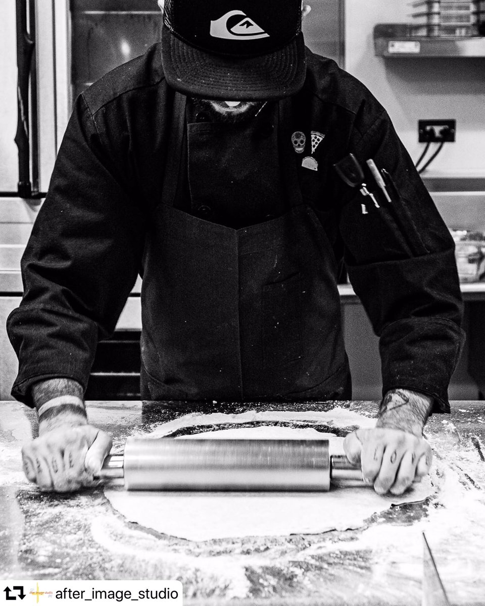 AftrImageStudio's tweet photo. I caught Alex from Costa  rolling pizzas during a shoot, I liked them so much I printed a few, they’ll be on exhibit at @HillcrestFest next weekend. #WhittierFood #WhittierFoodie #WhittierEats  #whittier #UptownWhittier #OnLocation #EventPhotography #BlackAndWhitePhotography https://t.co/KocxwVkbPl