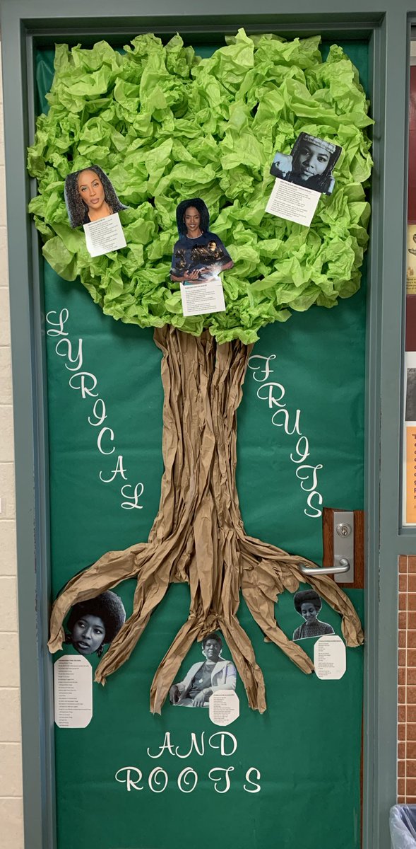 BrandonVestal1's tweet photo. Proud of my door for #BlackHistoryMonth! My theme was “lyrical fruits and roots.” It celebrates poets Alice Walker, Lucille Clifton and Nikki Giovanni and MC’s MC Lyte, Lauryn Hill and Queen Latifa https://t.co/dv44cNAsud
