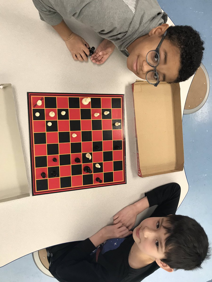 alissa_mahoney1's tweet image. We are continuing to build our Comet community by offering book clubs, crafting, drawing, and chess at recess!  #masonmoment #connectme