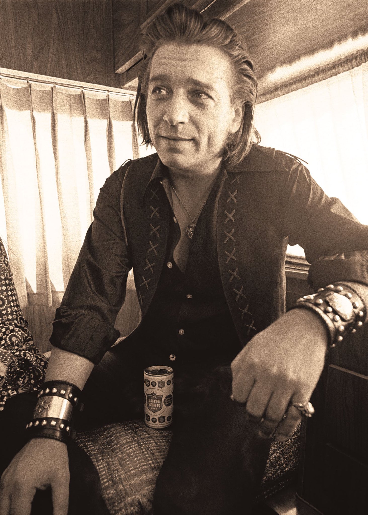 site:twitter.com waylon jennings 