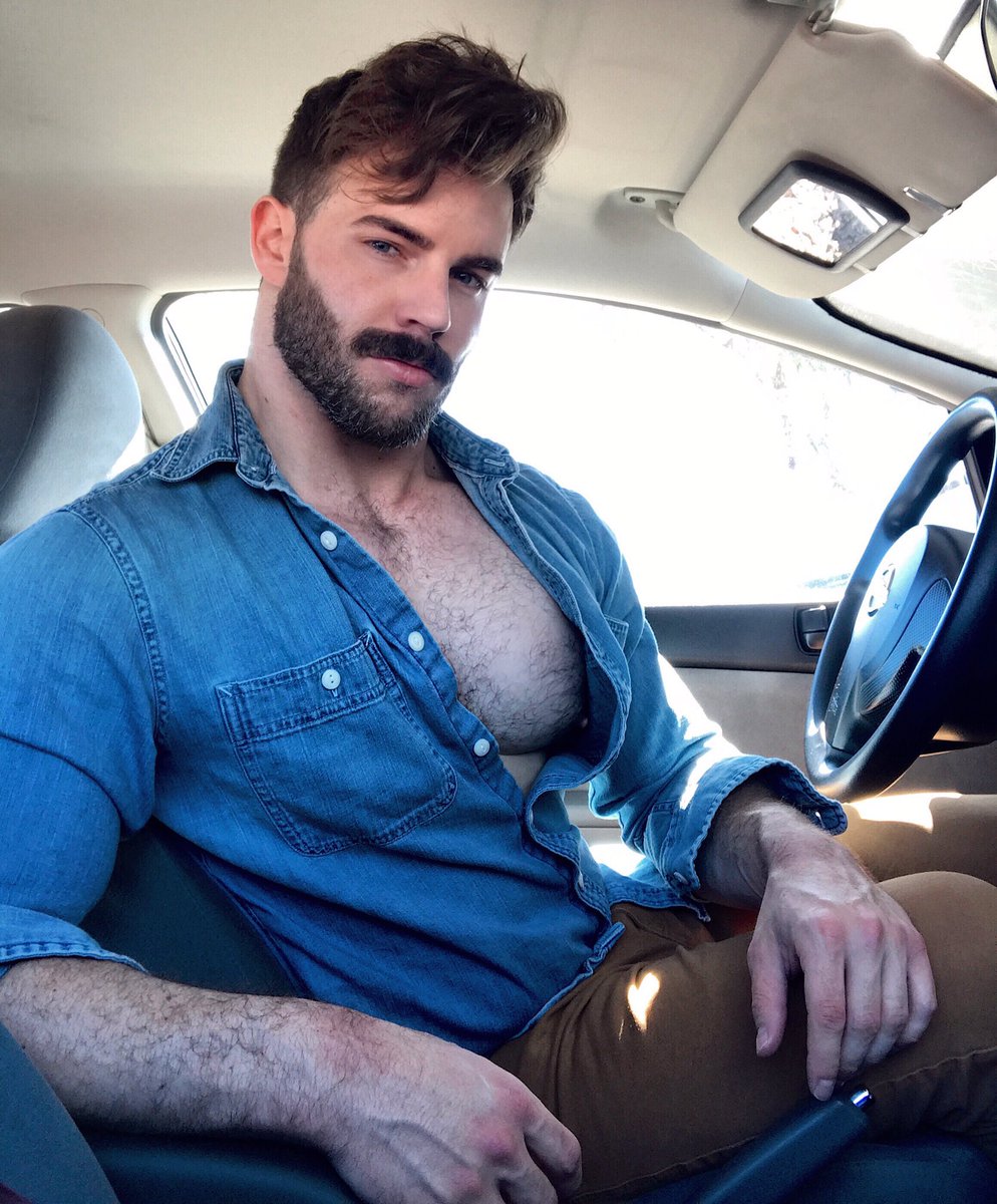 Bears and Beards (@bearandbeards) on Twitter photo 