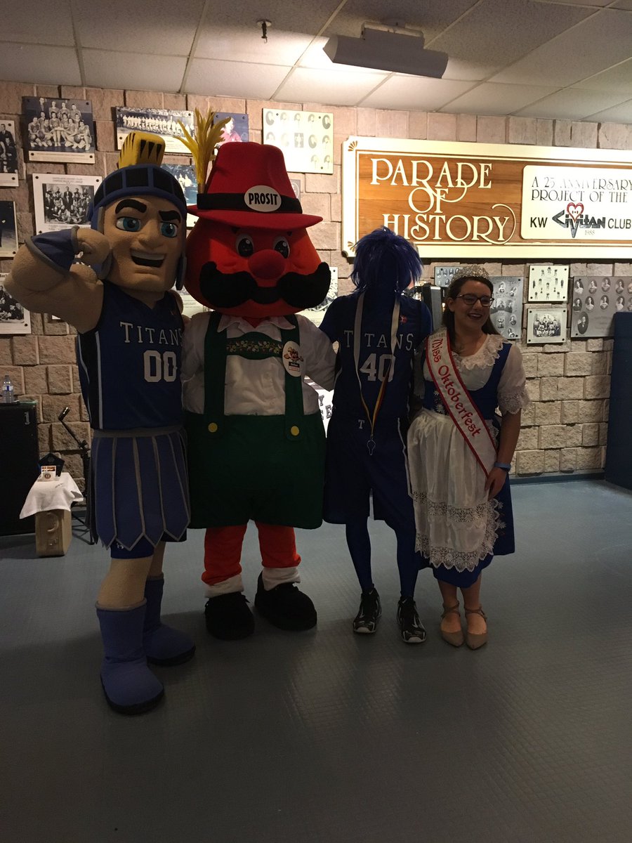 kw_titans's tweet photo. Happy #TITANSFEST!🎉 Come say hi to Onkel Hans and @KW_MissOktober!👋 #TurnItUp #oktoberfest https://t.co/zWYB5o2TK2