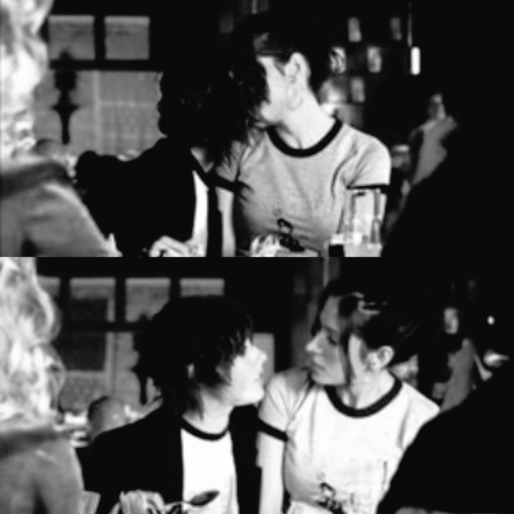 artylenafl's tweet photo. My favorite couples in the whole world ๐๐๐๐๐๐ #sharmen #kristella https://t.co/cOEABJiPBz