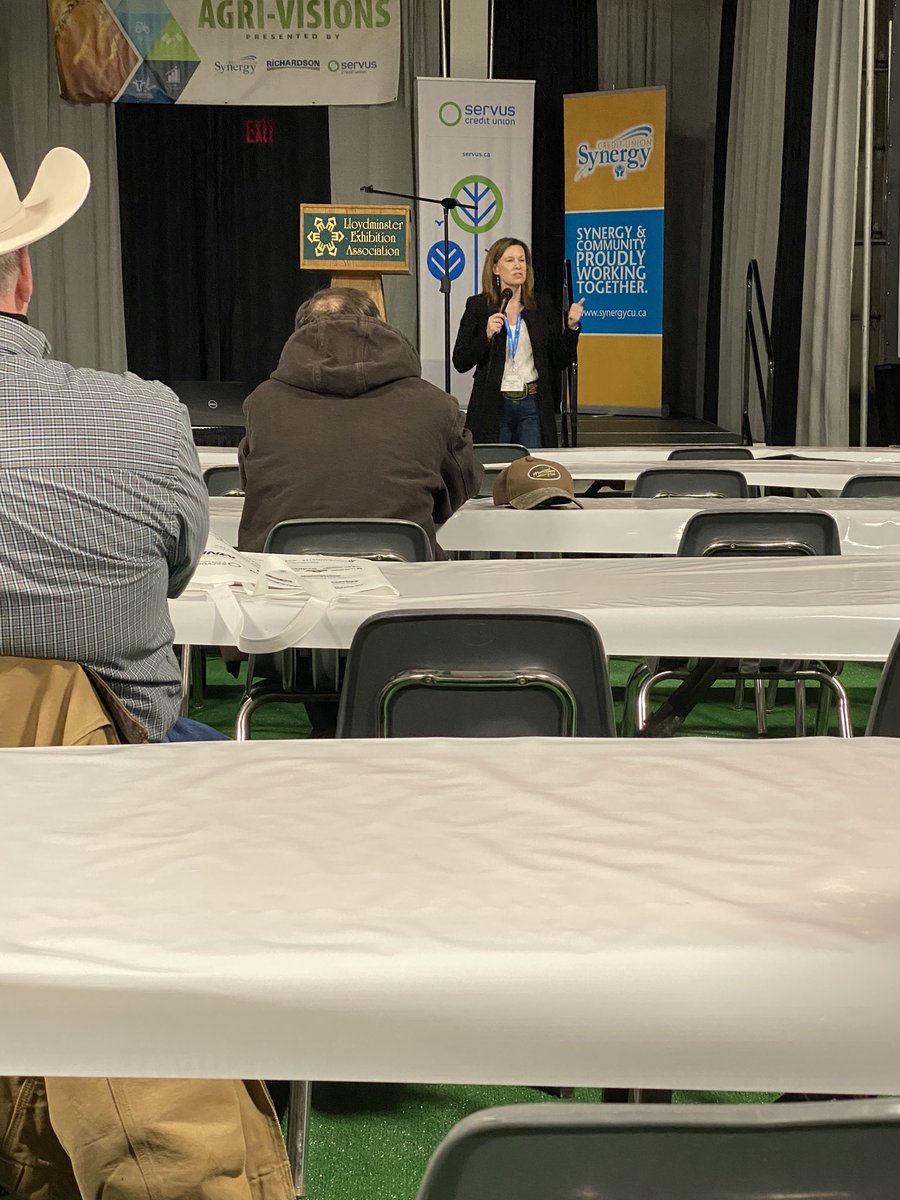 jhozack's tweet photo. Good day at Agri-Visions taking in various speakers and hanging out with @chuiko2.  Listening to @Sandy_Russell was pretty eye opening and makes you realize all the things that affect market prices. #goodday #lotstoworkon https://t.co/R8a9Rbnc84