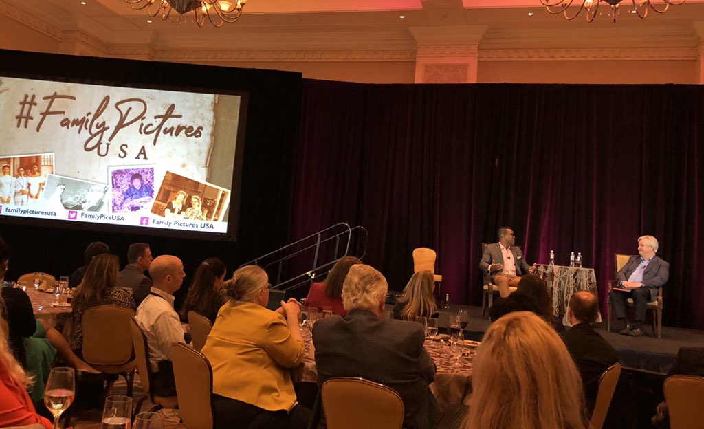 JesseCoraggio's tweet photo. @ThomasAHarris shares #FamilyPicturesUSA at #2020FPN @flphilanthropy @CFTampaBay https://t.co/9wkSk6otjz