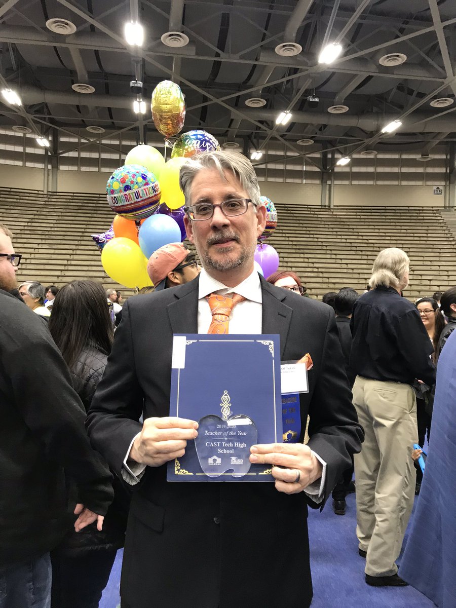 MAlcala17's tweet image. Congrats to our 19-20 CAST Tech Teacher of the Year, Dr. Don Davis! @CASTtechSchool #codingforall