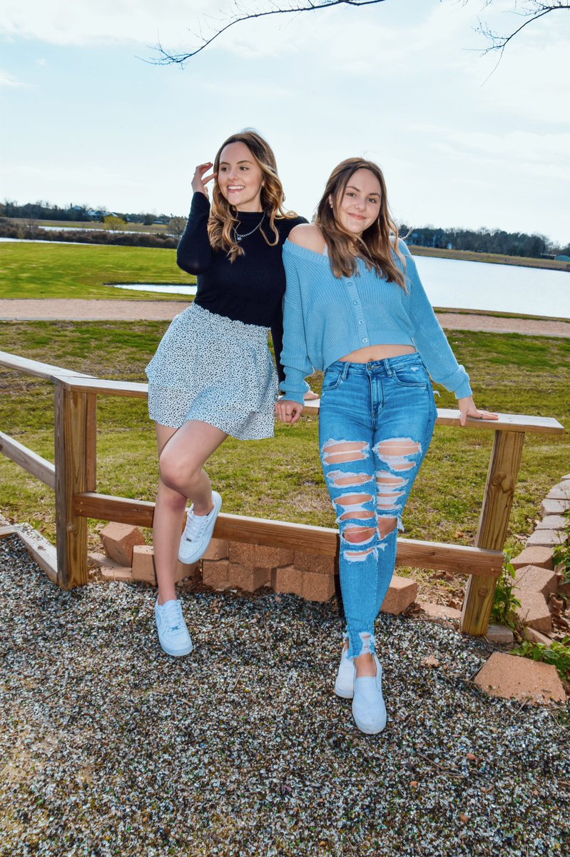 wildfiresingers's tweet photo. Hey y’all!  Our latest vlog is out.  Check it out and please like, comment and subscribe while you are there.  Enjoy! -Kay &amp; Kel

https://t.co/S9jBiEQQd8
#vlog #youtubers #singers #sisters #wildfire #texas #followourjourney https://t.co/T7PSNnFJIO