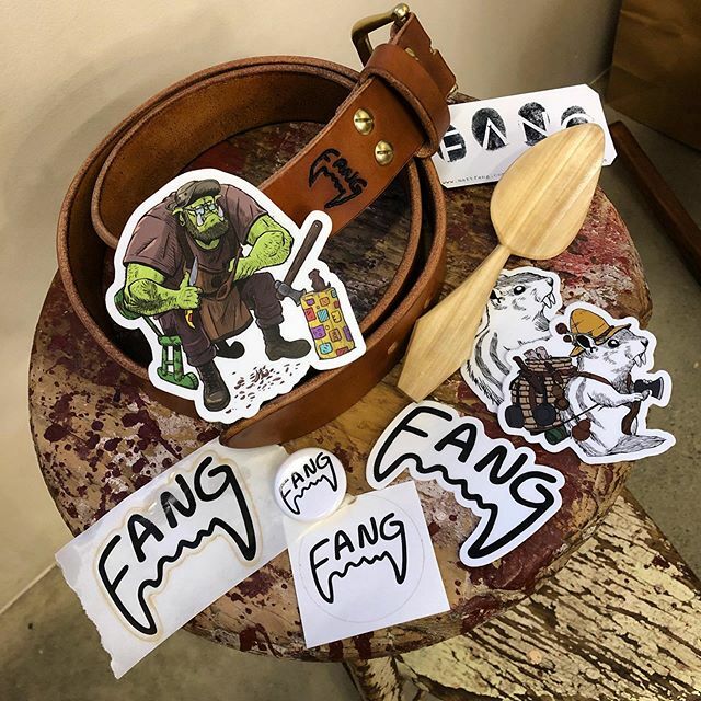Spooner, leathercrafter, and my sloyd-brother @matttfang hooking me up with a bunch of goodies and a sweet spoon on a buy/trade deal we set up. If you need a beautiful bespoke belt,  Matt is your dude. They are wicked rugged, and full of classy personal … ift.tt/2vtKqpO